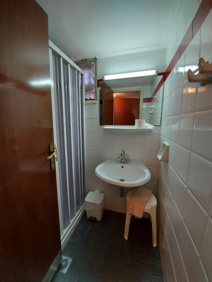 Batis Hotel Livanátai Eksteriør billede