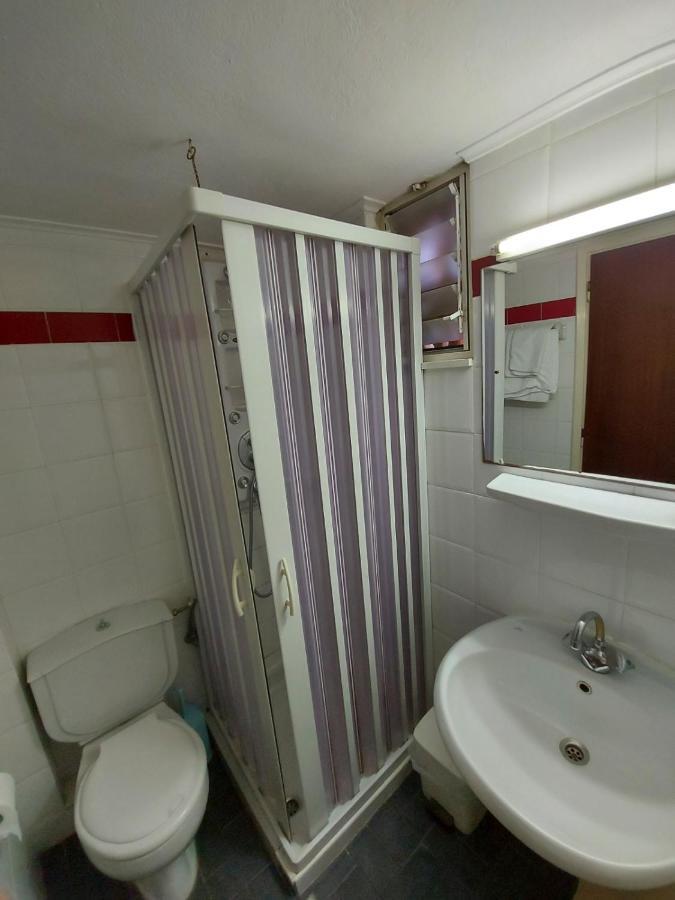 Batis Hotel Livanátai Eksteriør billede